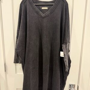 NWT, Size XS/S We The Free Charcoal V-Neck Top sweatshirt dress. SOLD OUT. $128